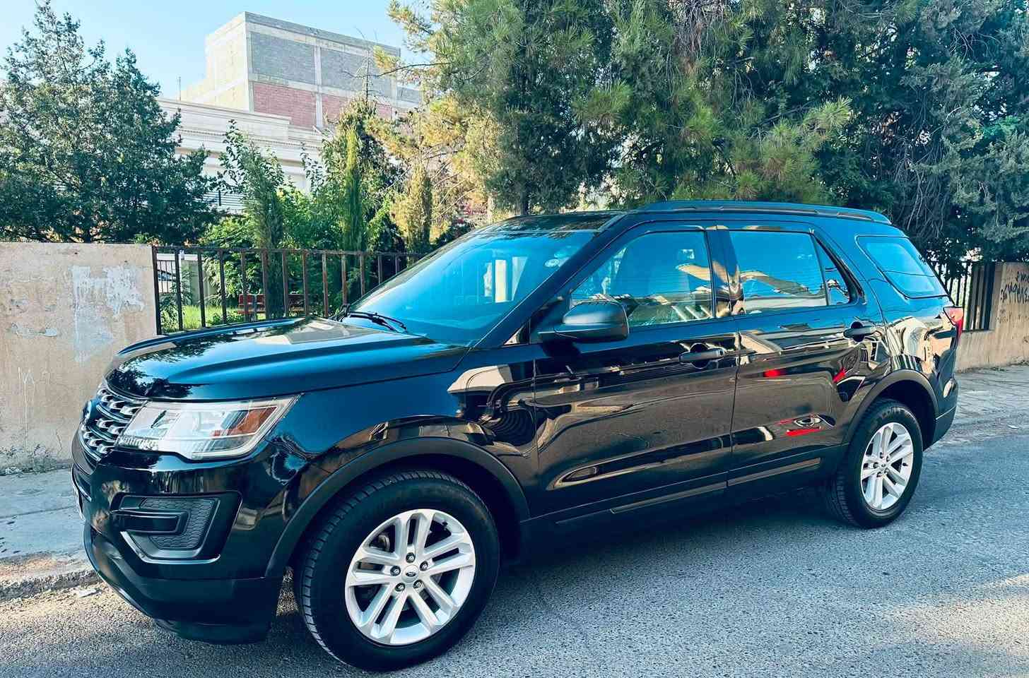 السلام عليكم للبيع
فورد اكسبلور موديل ٢٠١٧ 
السعر 148 ورقه
وارد امريكي  
فور ويل 4X4 دفع رباعى
قطعتين صبغ بدون ضرر داخل بدون ارباك
1fm5k8b8xhga08316رقم شانصى 
المواصفات 

محرك ٦ سلندر ٣٥٠٠ المرغوب
دبل اكسل 4X4
٧ راكب ٣ قطع تبريد .كشن السائق كهرباء.شفتات كير بالستيرن شاشه اصغير..كلشي كامل بيها كير محرك كهربائيات ..ما بيها اي نقص...
ماشية ١٣٠ الف ميل .
باسمي ..المكان اربيل
للاستفسار 
🔥مكان سيارة / اربيل
💎واتساب + فایبر 
💎رقم موبايل ☎️ 
*********** ☎️ واتساب 
*********** ☎️ واتساب

وعليكم السلام ورحمة الله وبركاته.  (شێوەزاری سۆرانی):
​بۆ فرۆشتن: فۆرد ئێکسپلۆرەر ٢٠١٧
​وارد ئەمریکی،
دوو بارجة بوياغة بى داخلى بى ارباك
​تایبەتمەندیاکانی:
​بزوێنەر: ٦ پستۆن ٣٥٠٠ (مەکینە گەورە مەرغوبەکە).
​کورسی: ٧ سەرنشین.
​سیستەمی ساردکەرەوە: ٣ پارچە تەبرید.
​کورسی شۆفێر: کارەبایی.
​گێڕ: شفتات لەسەر سوکان.
​شاشە: شاشەی بجوك
​تێبینییەکان:
​هەموو شتێکی توندوتۆڵە و هیچ کەموکوڕییەکی نییە (گێڕ، مەکینە و کارەباییات بەشەرت).
​ڕۆیشتوو: ١٣٠ هەزار مایل.
​سەنەوی بە ناوی خۆمەوەیە.
​شوێن: اربيل
​نــرخ: 148$ وەرەقە 
🔥مكان سيارة / اربيل
💎واتساب + فایبر 
💎رقم موبايل ☎️ 
*********** ☎️ واتساب 
*********** ☎️ واتساب
