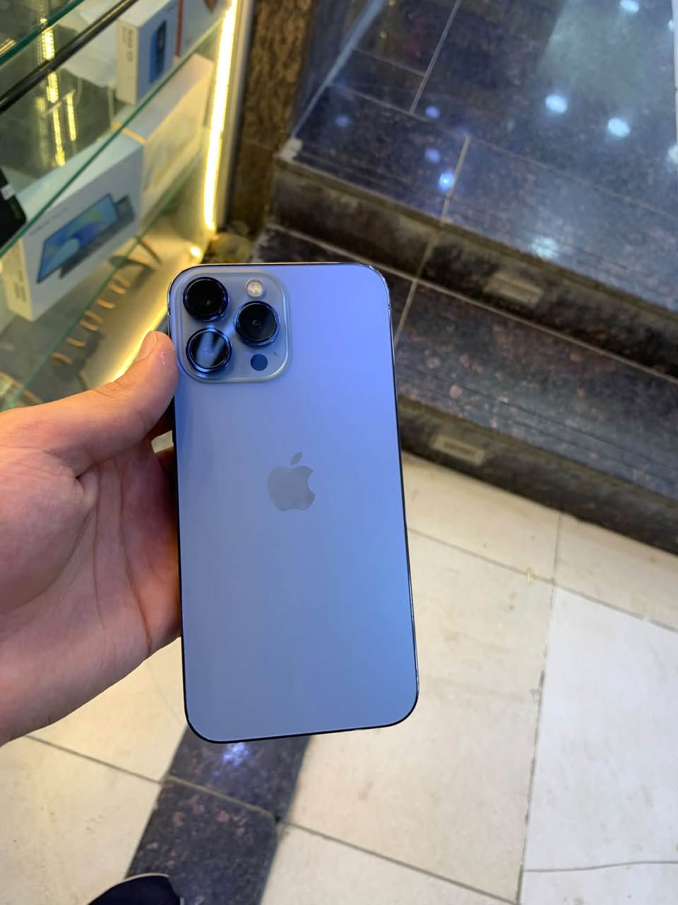 ١٣ بروماكس 
ذاكره ٢٥٦ 
بطاريه ٨٦
جهاز فول نظافه ١٠٠
جهاز مكفول شرط 
للاستفسار خاص او اتص 
***********
