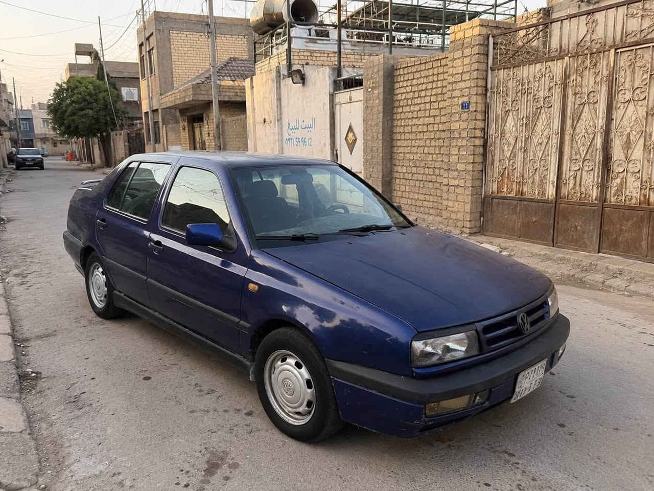 كولف للبيع
نوع السياره فينتو 
موديل ١٩٩٤ رقم بغداد 
الكهربائيات كلها شغاله 
محرك ٢٠٠٠ كير عادي 
نوزلات ومكينه جدد 
تايرات تخم جديد 
السعر ٣٠ ورقه وبيها مجال قليل حك الجيه 
للاستفسار ***********
