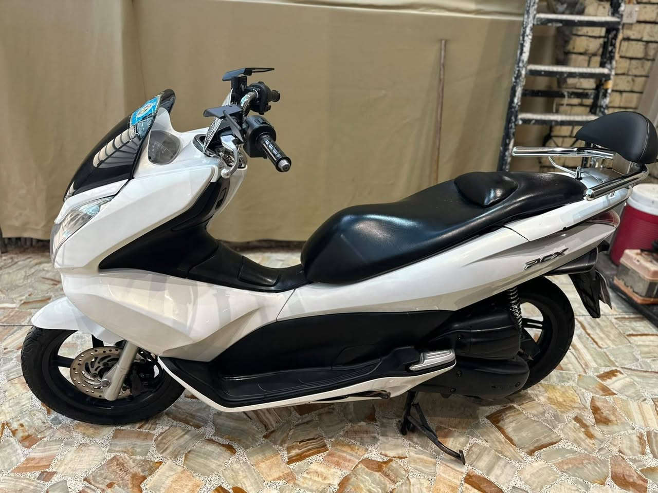 PCX • ١٢٥ • مرقمه