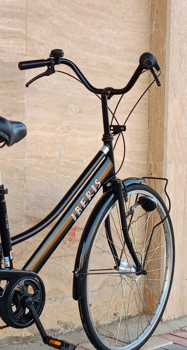 السلام عليكم ورحمة الله وبركاته 🌹
🚲 دراجة هوائية للبيع 
موديل حديث  
🇯🇵 باله ياباني أصلي
📏 الحجم 27
⚙️ كير وحساس
✨ نظافة 95%
📍 العنوان: كربلاء – طويريج
🚚 تتوفر خدمة توصيل إلى جميع محافظات العراق
📩ل للاستفسار أكثر: خاص
📞 أو على الرقم: ***********
