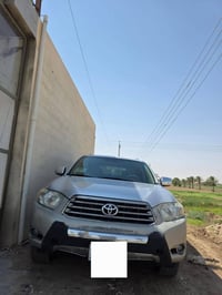 هايلاندر 2009 فورويل  تخم تاير مكفولة كفالة عامه  السعر خاص للاستفسار ...