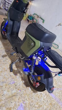 دراجة شحن • بطارية نص عمر • ٥ بطاريات R8