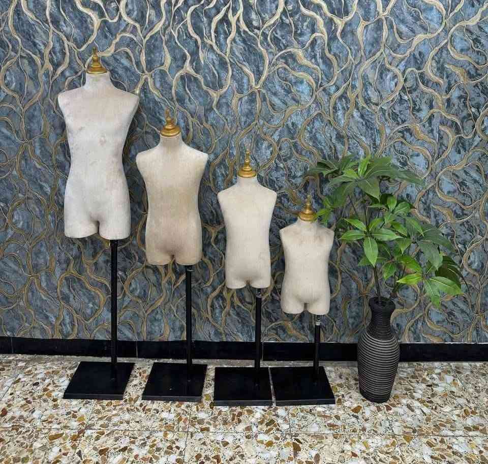 ملكانات أطفال • ٤ قطع • مخملي