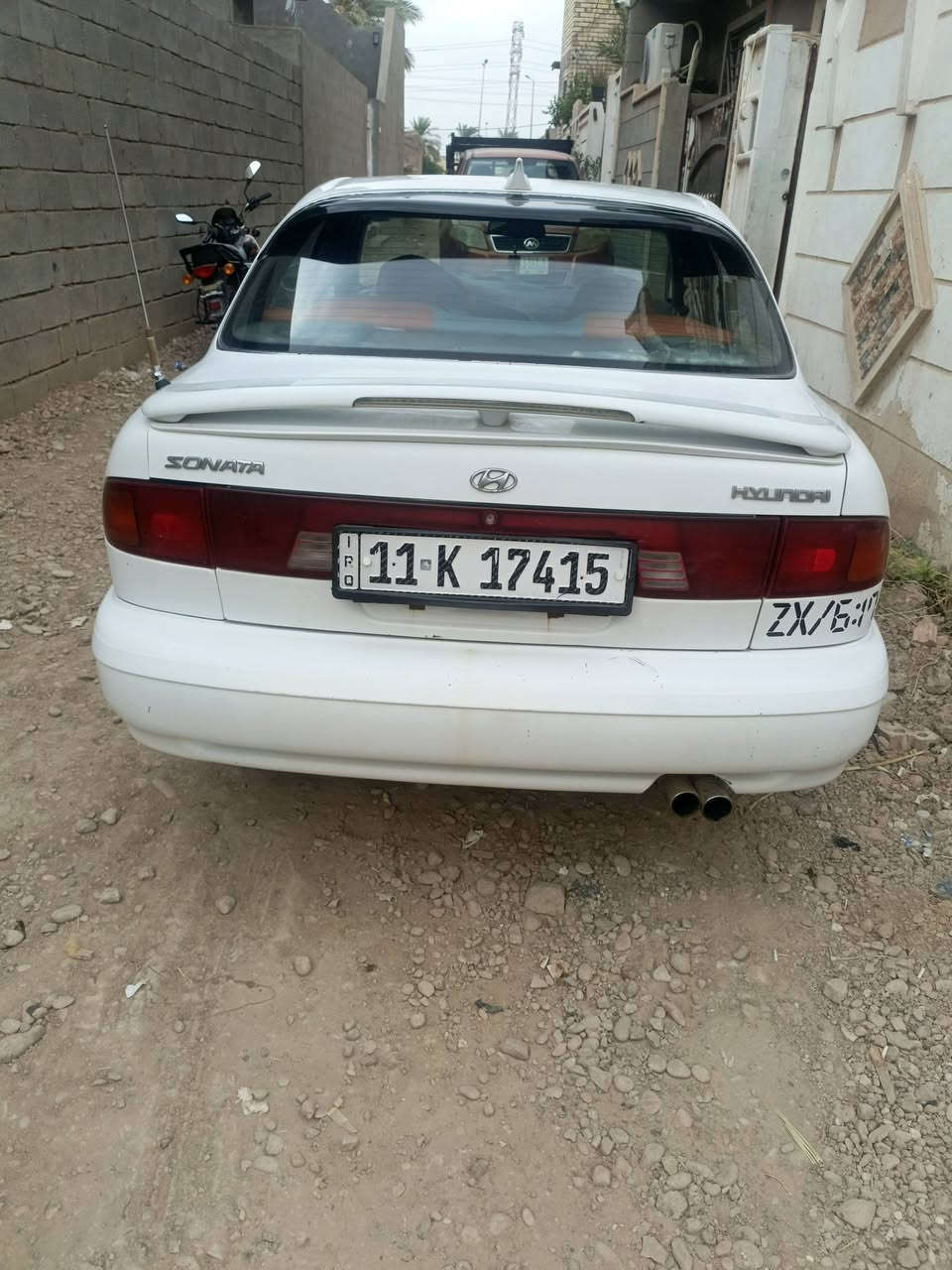 سوناتا للبيع موديل ٩٥ بغداد دولي سنويه جديده هزه جديده بدون ضربه اوتو ماتيك كهربائيات كله شغاله سنتر لوك تخم تاير كير مكينه كفاله سياره جديده السعر 43 وبيه مجال الاتصال ***********
