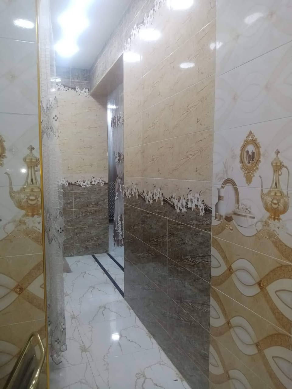 سلام عليكم دار لبيع مساحه ١٢٠ فرع علي دبل السعر ١٧٥ الاستفسار ع هذا رقم ***********

