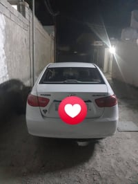 النترا • ٢٠١١ • للبيع