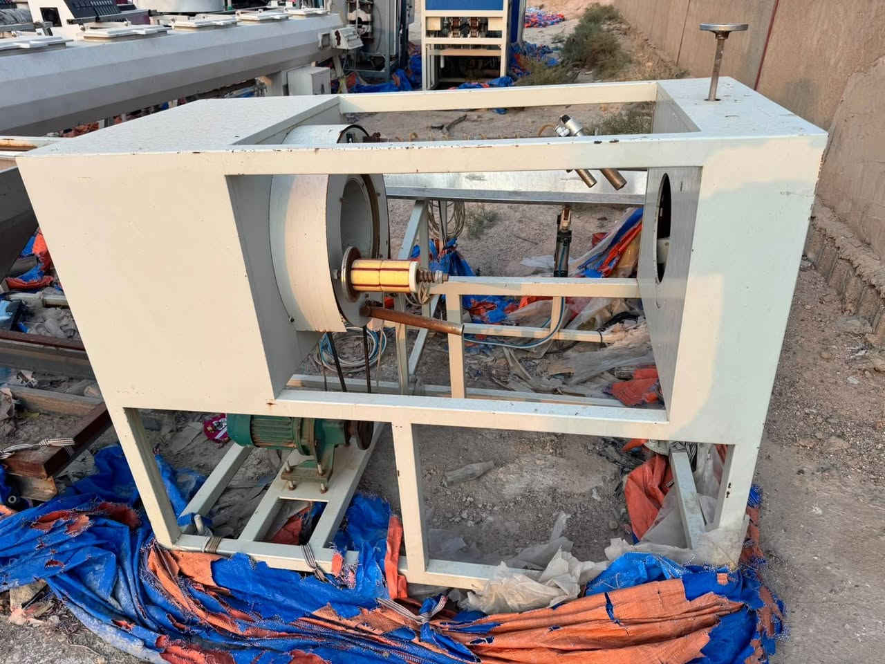 معمل PVC شبه متكامل • ٤ خطوط إنتاج • جنريتر ٥٠٠KVA