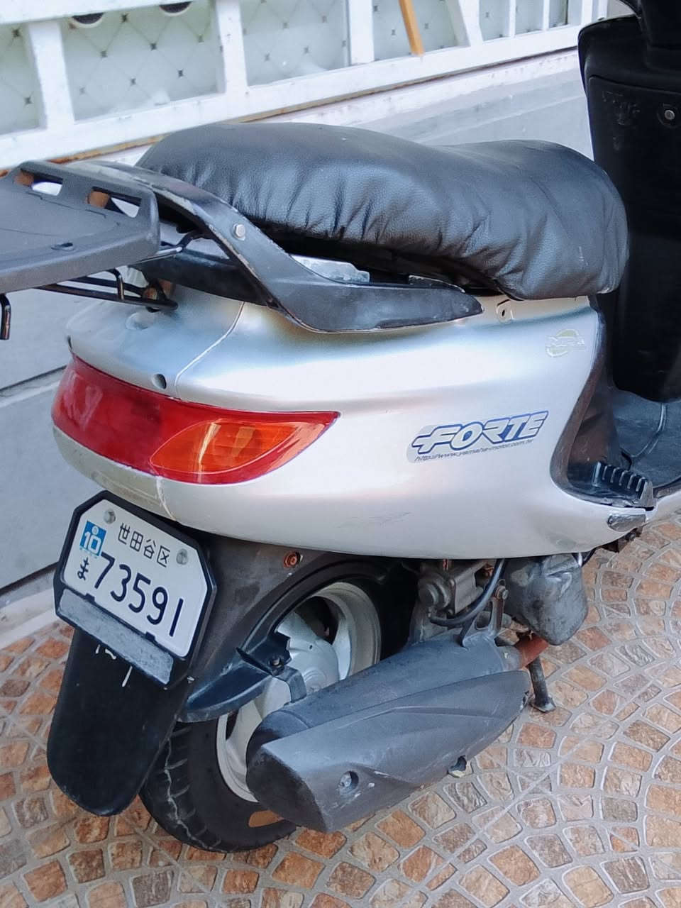 فراشة للبيع... مكينة مكفوله ...مابيه اي نقص من اشاير .عداد سرعه . عداد بانزي بك لايت بريك خلفي جديد 
باتري جديد قفل ستيرن وجنطه سلف وهندر كله شغال 
مكاني كربلاء طويريج 
سعر 475وبيه مجال 
***********
