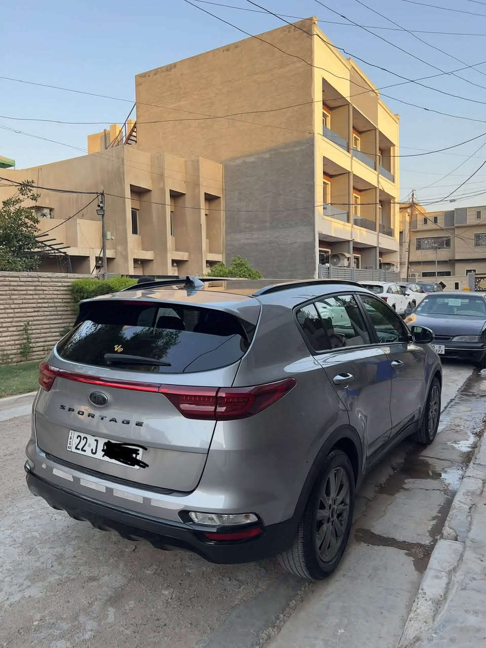 سبورتج 2022
فول مواصفات للاخير
بنوراما 
كشنات كهرباء
تدفئه كشنات وستيرن
شاشه كبيره
البجم العريض
السياره حادثه باب وجاملغ بجم كبس
وبل عراق بارد صغير بل باب الباقي كفاله صور الحادث مرفقه 
رقم اربيل ب اسمي تحويل ثاني يوم
مكان السياره بغداد حي الجامعه
السعر 172 وبي مجال 
***********
