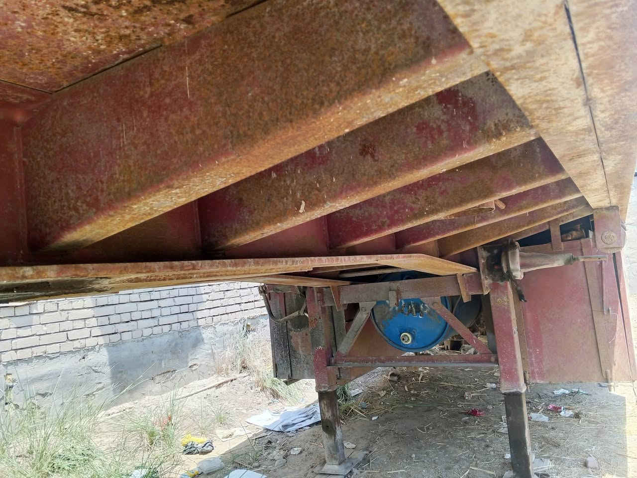 فلات للبيع كرونه
ربطه 16
الشاصي 16 
الطول 12 وربع
العنوان ميسان العماره 
الاستفسار اتصال ***********

