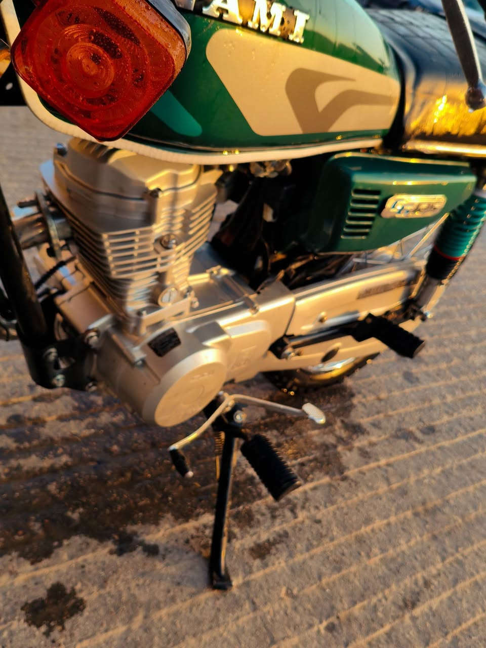 دراجه للبيع نامه 26صارلها 6اشهر طالعه م̷ـــِْن لوكيل 6اوراق سكنر  ستنساخ سعر 750وبيها مجال ***********
