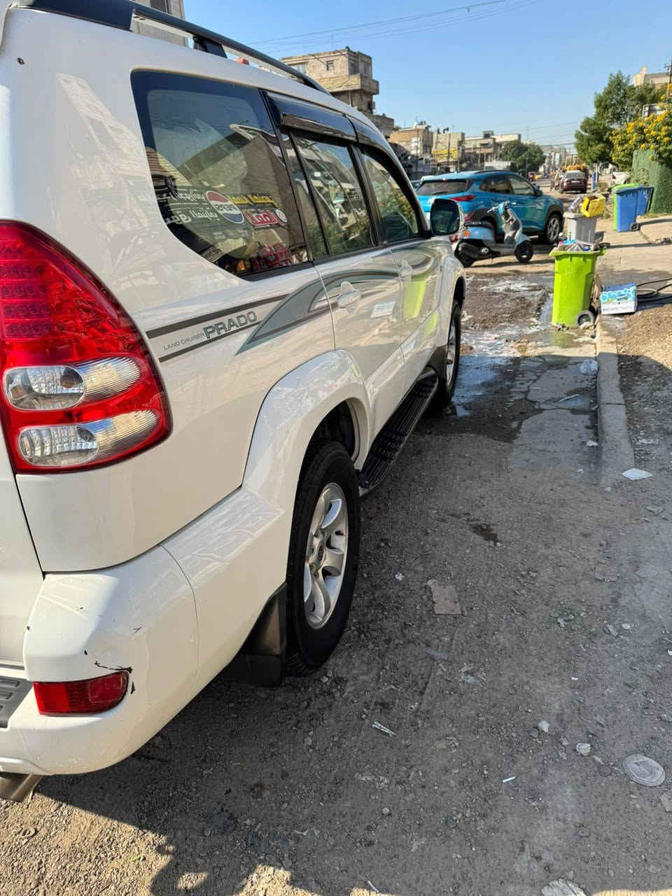 السلام عليكم 
سيارة برادووو موديل ٢٠٠٧جديدة جدااا رقم سليمانية بااسمي سنوية جديدة مكفولة كفاله عامة  اربعه سلندر 
المكان بغداد 
رقم ***********
