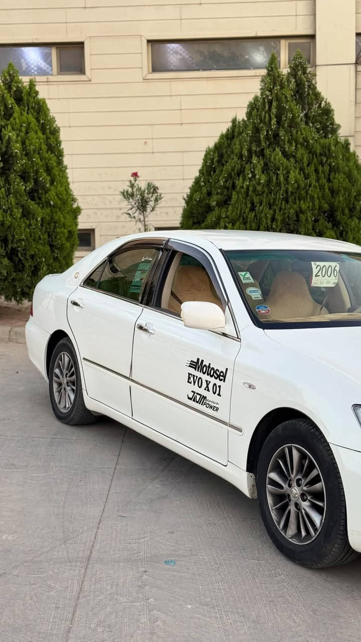 شاهینە ١٨٢
گەورە بە گەورە ٢٠٠٦
فول فول مواسەفات 
ساخ 
٣ پارچەی ئەوروپای هەیە 
کۆدی بۆ کراوە 
نمونە لە جوانی 
کامل مەسرەف کراوە 
هەتا بڵێی تونو تۆڵە
***********
