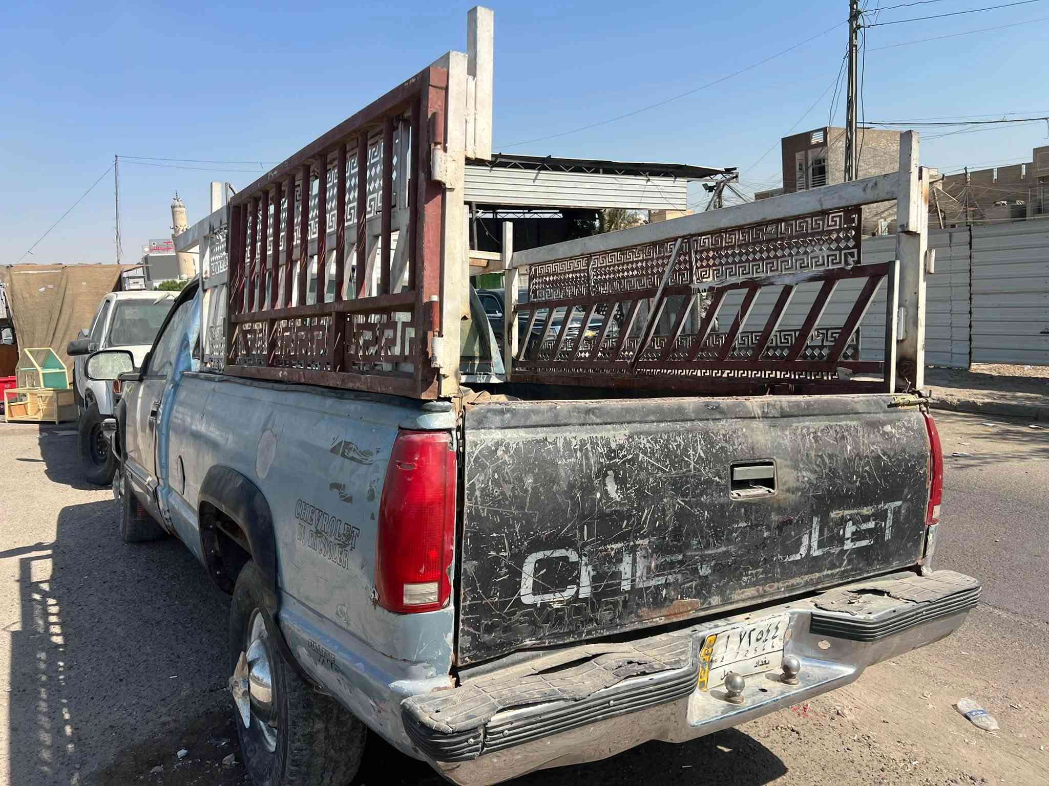 السلام عليكم للبيع شوفر ليت بهبهان رقم بغداد سنويه بسمي جديده
مكينه وكير انضاف كير اوتماتيك 
سعر مناسب تفاصيل اتصل على الرقم 
***********

