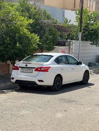سنترا 2019 محرك 2000 ماشيه 192 الف   لون ابيض   تايرات جدد  صدر وحدادي...