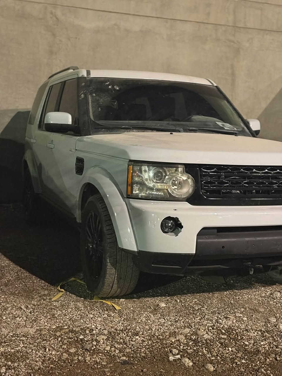 سلام عليكم
للبيع او مراوس LR4 2010 مكينه وكير لكزز صبغ عام تغيير لون سموك رقم بغداد صدامي مكينه خير من الله تبريد ثلج جكات محوره لوي لاندكروز سياره ناصبه وترايها حلوو 

للاستفسار اكثر ***********
