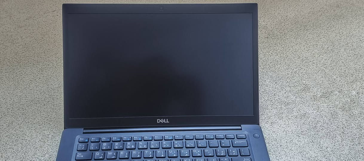 لابتوب dell 7490
Ci5 8350u

رام 16

هارد 256

شاشة Fhd

كارت الشاشة داخلي 8g

بصمة اصبع

نضيفه جدا جدا 
السعر 300000

للبيع اومراوس بلابتوب بكارت شاشة خارجي

للاتصال او واتساب 

***********
