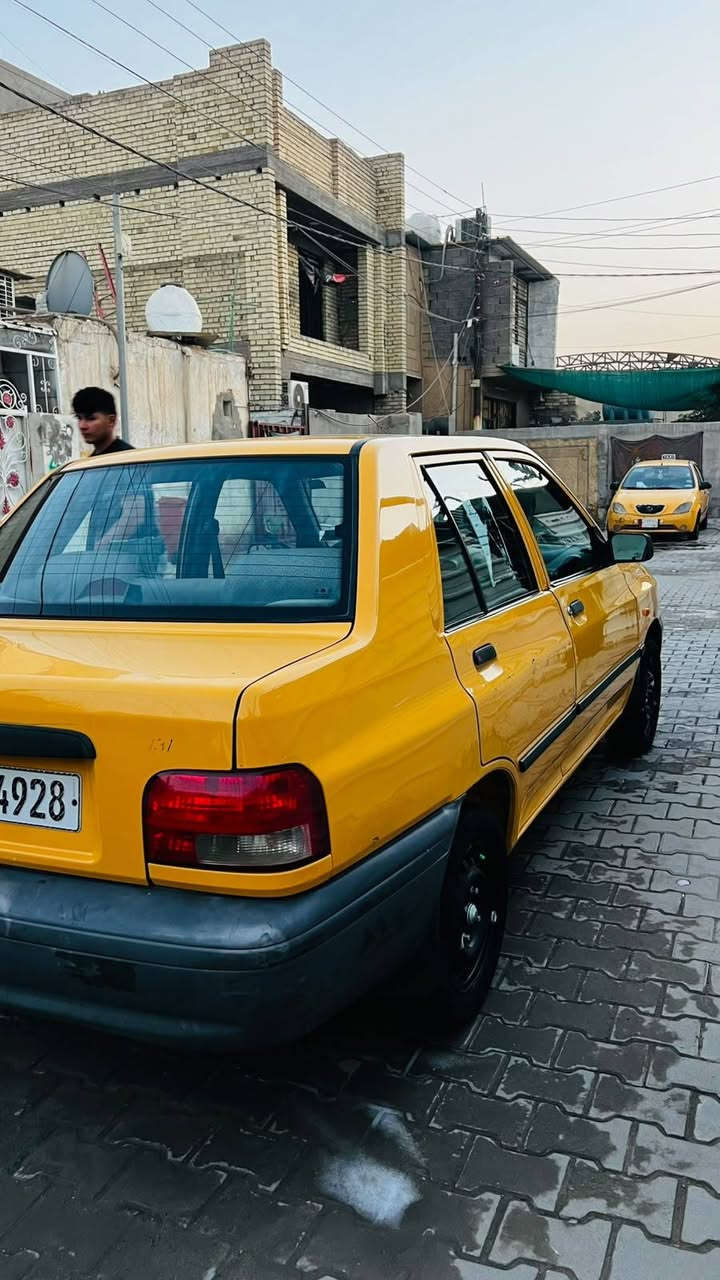 السلام عليكم سايبه للبيع موديل2017 سيارة نضيفه ومكفوله بيه امامي جهة صدر وبيهة هاي الطخة الموضحة في صورة تبريد ثلج وتخم تاير ويل جدد وصدر جديد سيارة على اخر حبه جاهزة لشارع السعر 39 وبيها مجال للشرايجاملخ مكاني الامين الثانيه الاستفسار على رقم ***********
