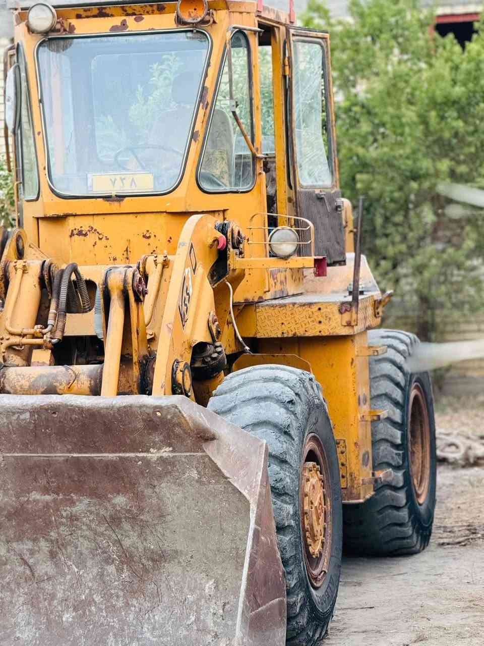 شفل كاوسكي حجم  70  للبيع موديل 79 محرك عادي   
رقمه اربيل  باسم شركه بيه وكاله خاصه 
مكان بغداد جسر ديالئ 

***********
