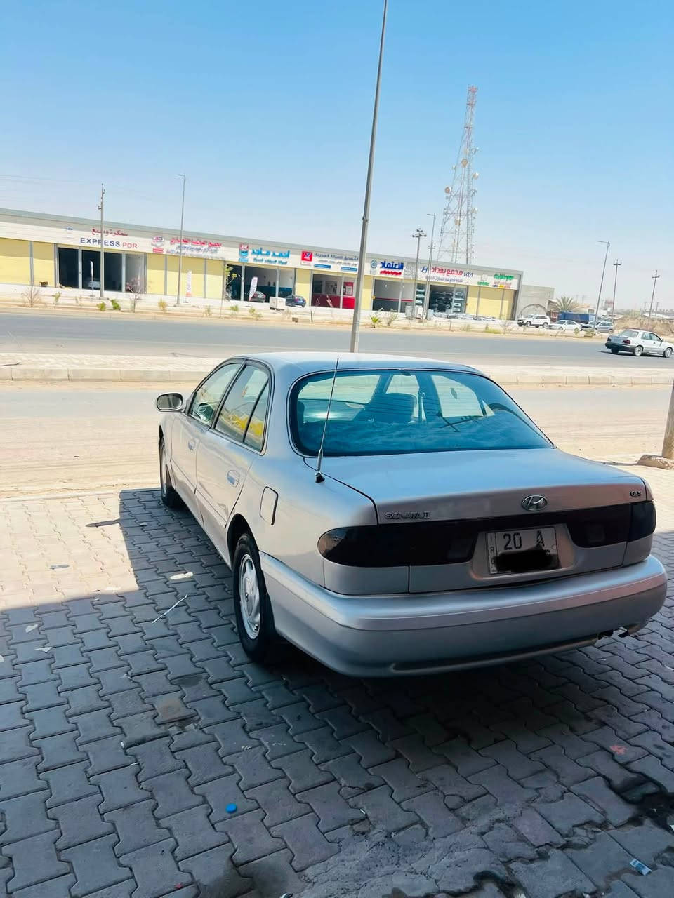 سوناتا موديل 1995 مكينه كير صدر شرط سياره جاهز عده تبريد سنويه 2031 هزه جديده بسمي شرط تحويل السعر 42 وبيه مجال استفسار على رقم ***********
