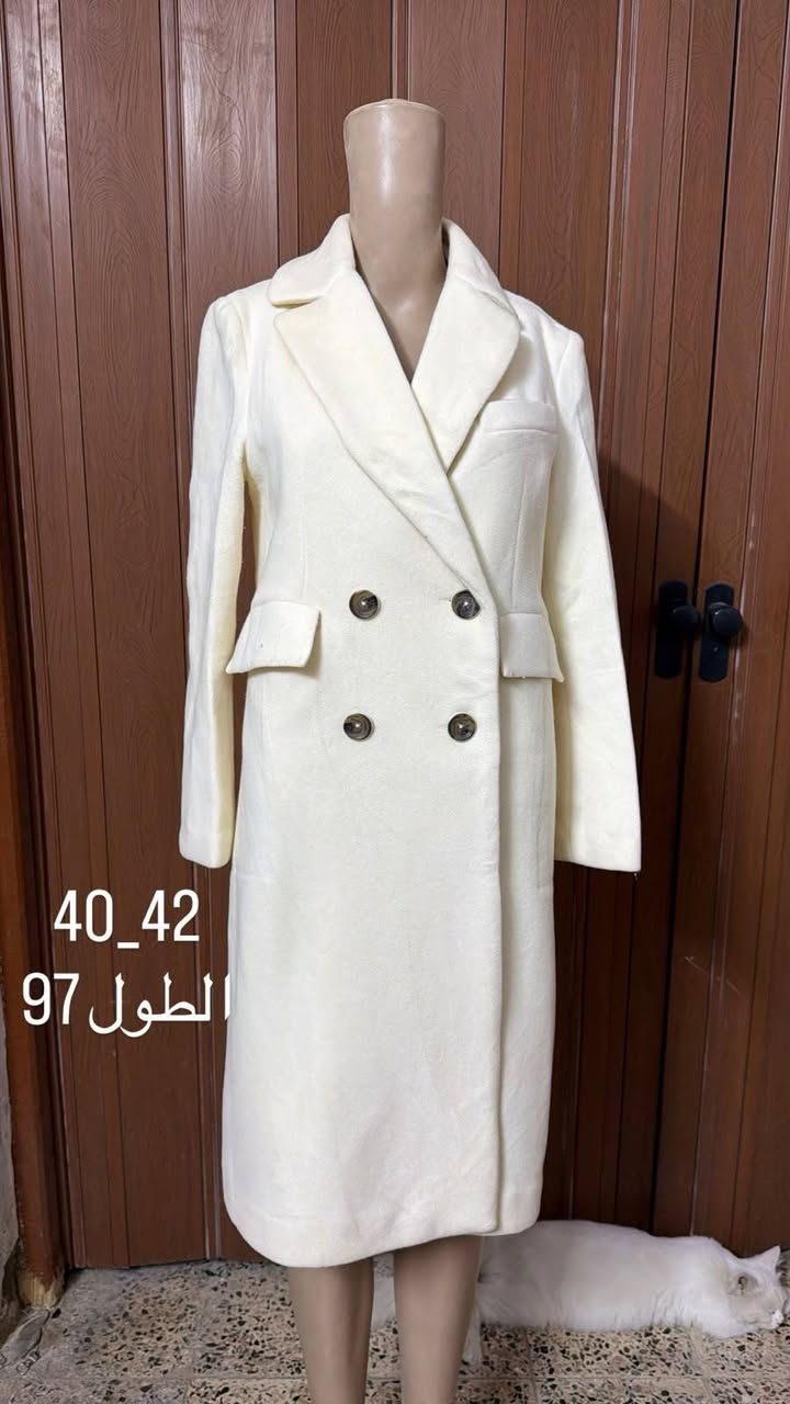 كوتات نسائيه 😎
توفرت الكوتات النسائيه باله براندات ممستعمل 
كل الاحجام والموديلات
العنوان حي العمال شارع التربيه الجديده مقابيل دائره الكهرباء محل ام علي 🍬

نص مكتوب في الصور:
- قياس L الطول 70
- قياس 38 الطول 85
- 40_42 الطول 97
- فري سايز
- الطول 104
- القياس XL
- الطول 95
- القياس 44 الطول 85
- قياس XL
- الطول 90
- قياس 46
- الطول 110
- قياس L الطول 88
