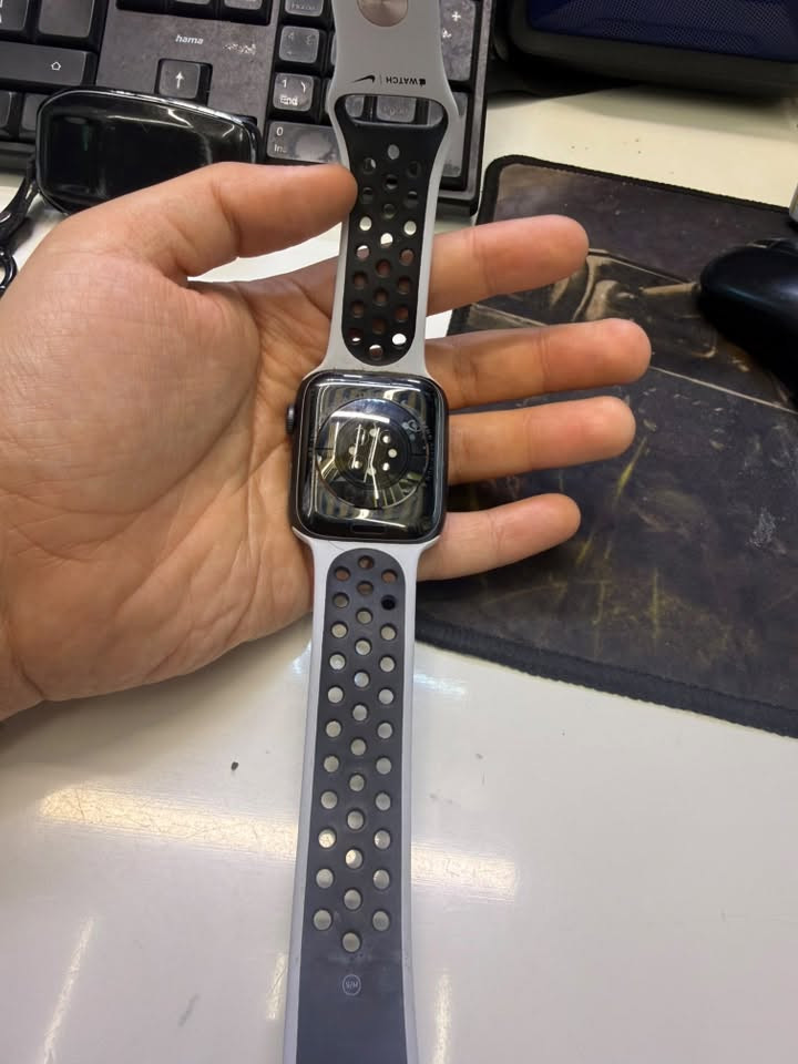 ⌚ للبيع Apple Watch Series 6 Nike 🖤

🔋 صحة البطارية: 79%
✨ الجهاز بحالة جيدة
💰 السعر: 160 ألف دينار وقابل للتفاوض
📍 بغداد – الحرية
📞 ***********

🔥 بي مجال للجادين
