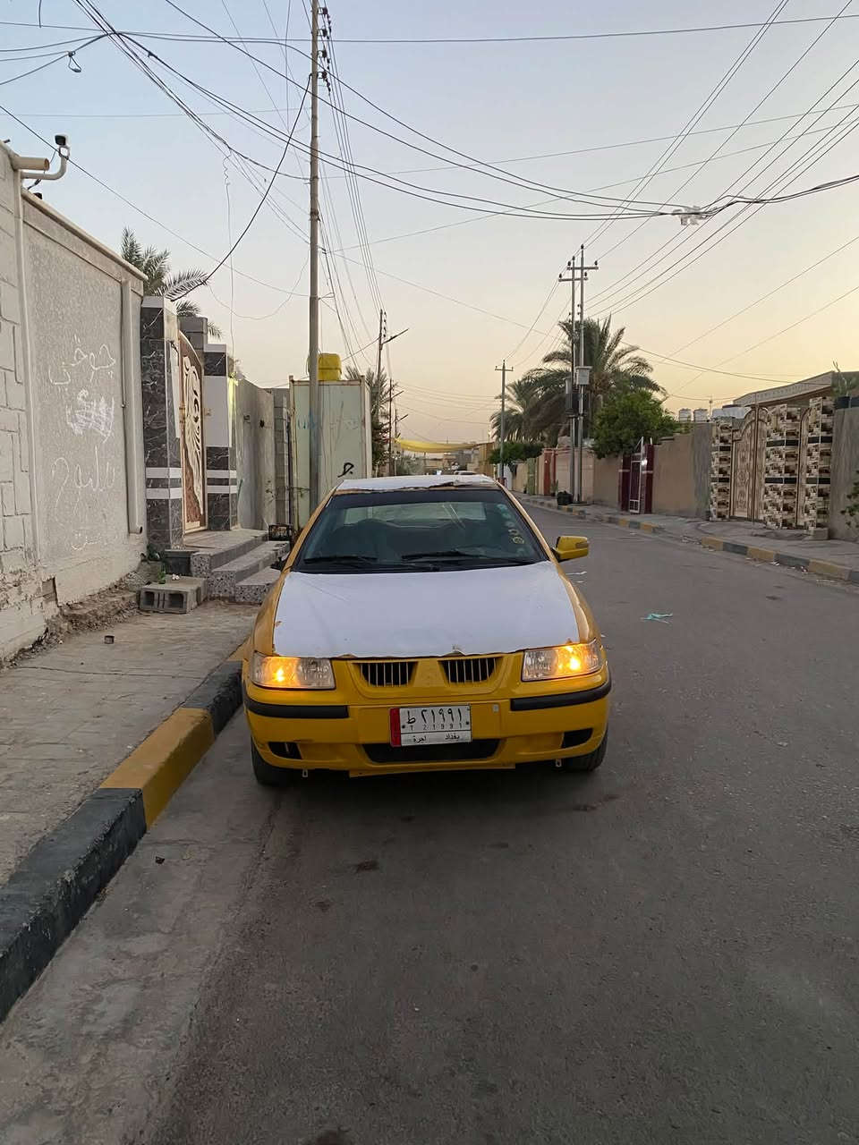 بيع أو مراوس حسب القناعه
سمند ٢٠١٠ رقم بغداد الماني 
مكينه كير جدد 
بلكات نوزلات جدد 
صدر امامي جديد خلفي نص عمر
تبريد عاطل 
السعر ١٧ وبيها مجال قليل 
***********
