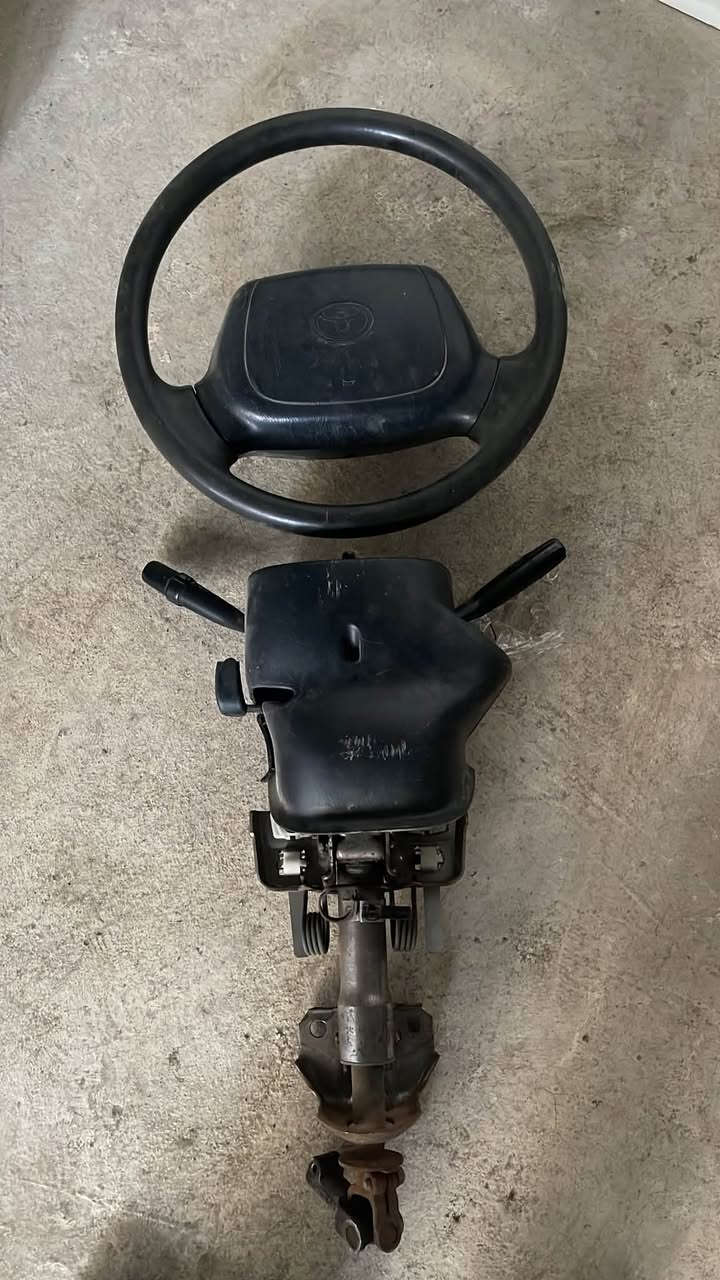 قطع غيار تيوتا جمره 🔥🔥🔥
يتوفر خدمة توصيل جميع محافظات 📦🚚
العنوان : كركوك / حي الصناعي 
للتواصل واتساب ***********
