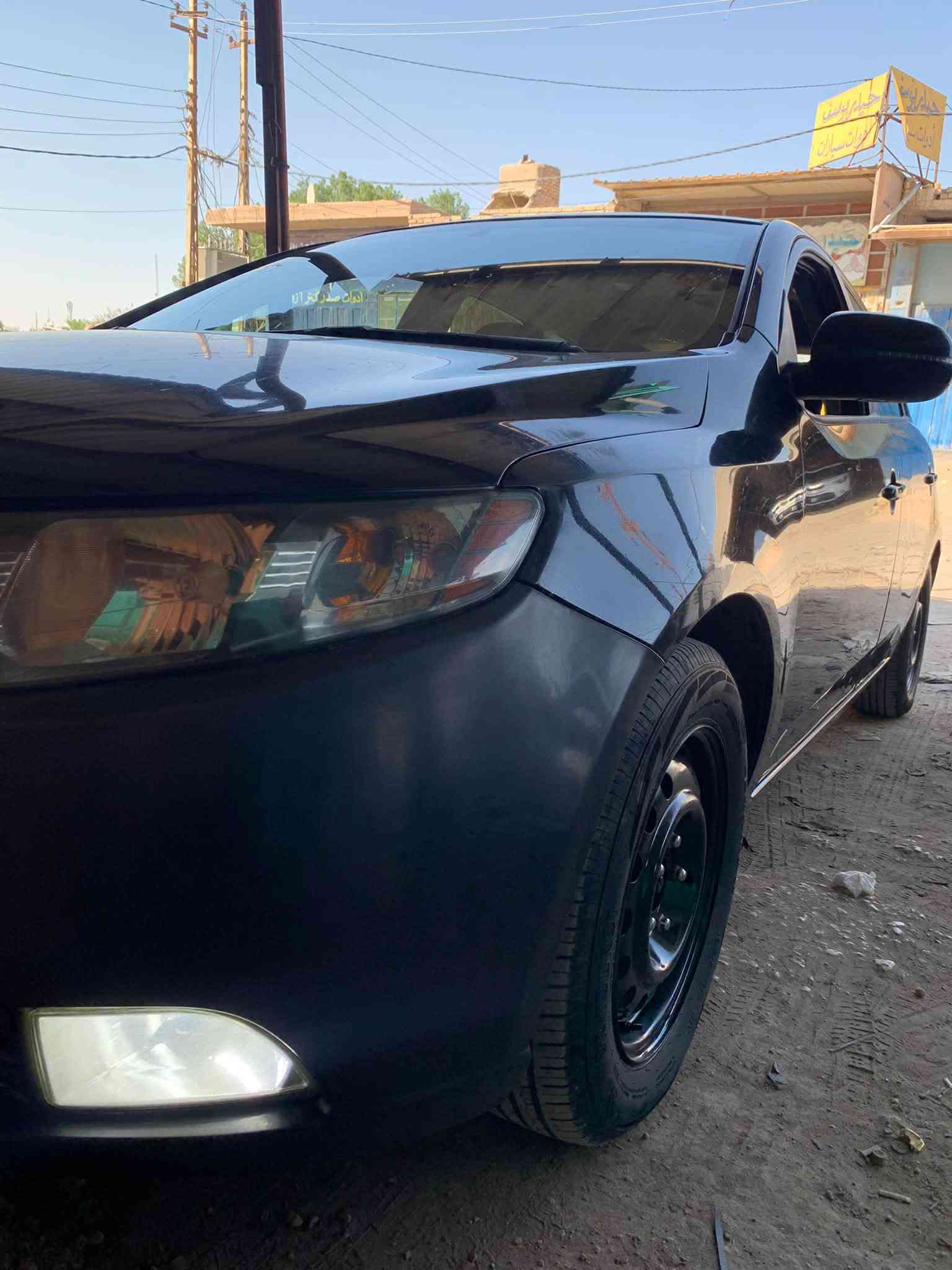 السلام عليكم فورتي هاج باك مديل ٢٠١٢
شاشه كبيره 
تحكم ستيرن 
حساسات 
كير ٦ نمر 
الارضية جلد
داخلها اسود
كامره 
حداديه تبريد تخم تاير كامله مكمله مناقصها اي شي رقم كربلاء شرط التحويل 
حادثها باب وجوملغ صوب الايمن باقي السياره مكفوله 
الاستفسار *********** 
العنوان كربلاء 
السعر 79 وبيها مجال
