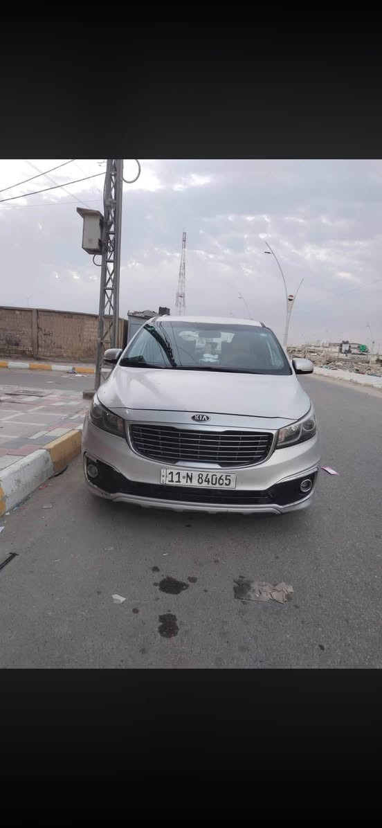 السلام عليكم سياره كيا سيدونا 

موديل 2017 رقم بغداد بسمي 

فول مواصفات عدا الجنطه والفتحه 

مرايات شفط بيبان كهرباي بصمه 

مكانه ناصريه مركز  

سوناره مرفق هم بلمنشور  

السعر 173 

*********** /الرقم
