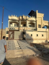 بيت للبيع • الديوم منطقة ١٢ الف • ٣٠٠م