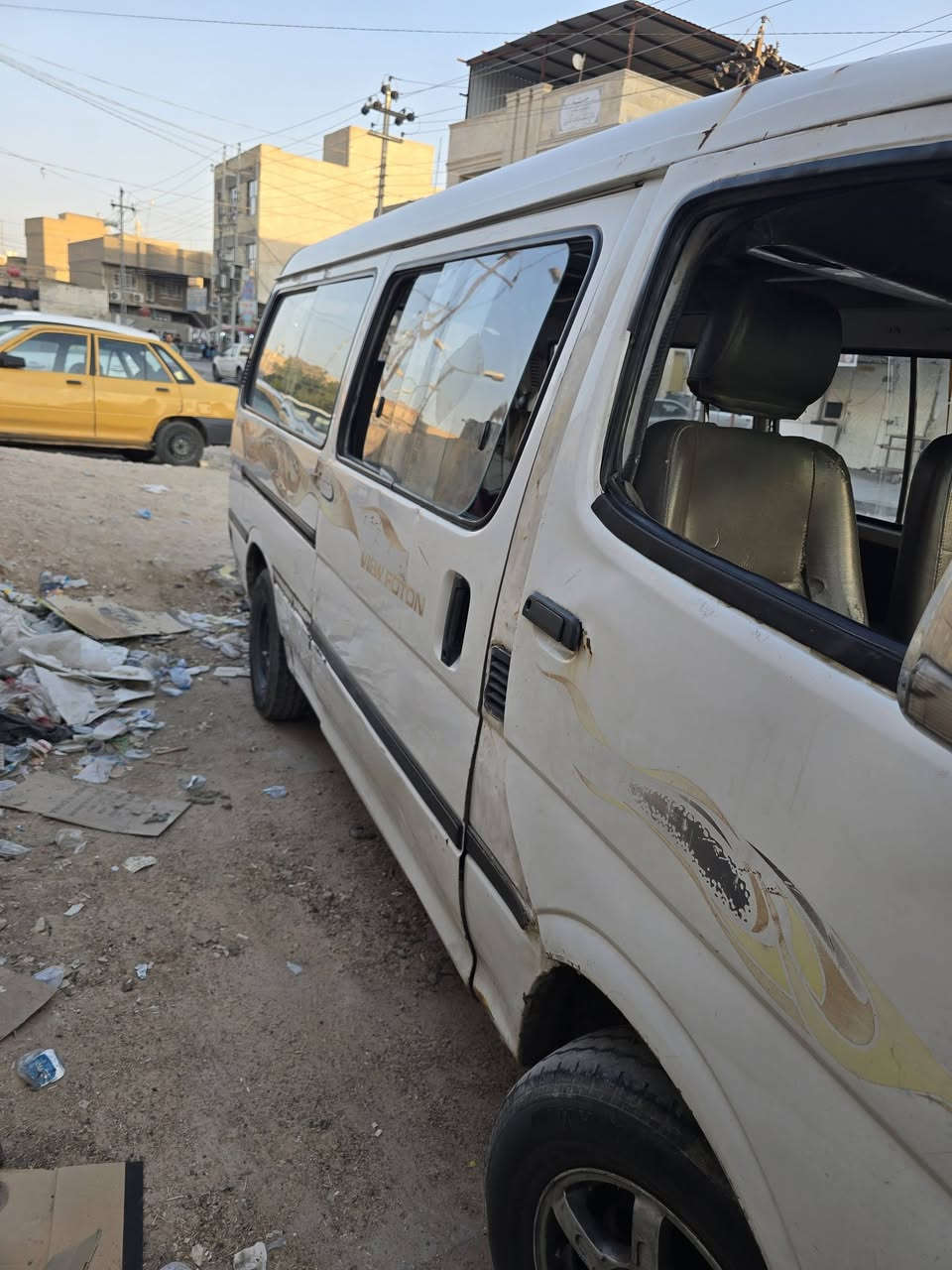 خ سلام عليكم فتون فراشه موديل 14حره مطلوبه هيئه وغرامات مكينه كير حداده جدد سنويه استنساخ الاصليه بلهيئه بيها ضربه ومعمره سعرها 26وبيها مجال كلش قليل ***********
