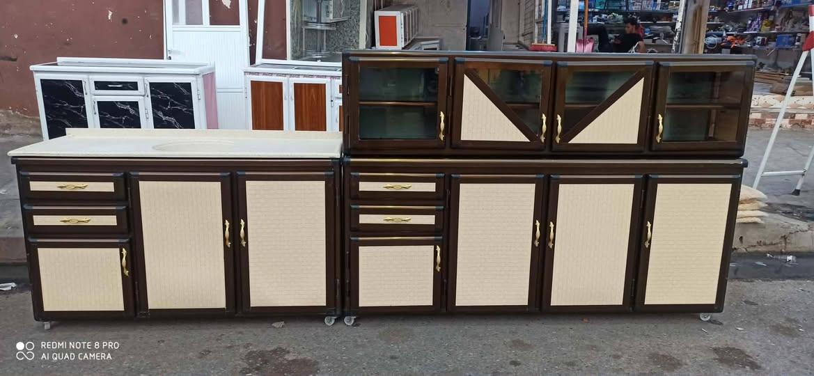 للبيع كاونتر شغل ثقيل نظافه 100% ارضيه مترين ملحق مترين سينجي متر ونص جرانيت مكان موصل راشديه رقم كورك *********** اسيا ***********
