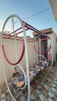 مرجوحة • حديد • نضيفه