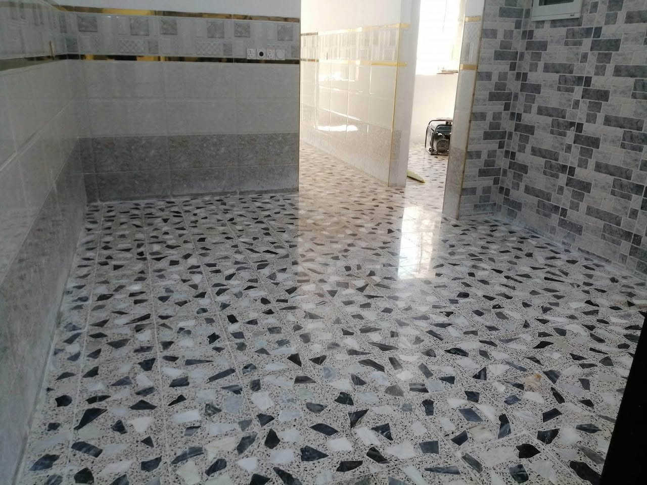 السلام عليك***********

جلي كاشي موقعي مرمر طبيعي تنضيف تلميع بورسلين جلي صبة جلي سيرميك  معالجات الكاشي القديم والمحفر  جلي انوع البنايات والعماير ومستشفيات والمدرسة كادر متنقل في جميع محافظات العراق موجد واتساب الحجز  متوفواتساب***********
