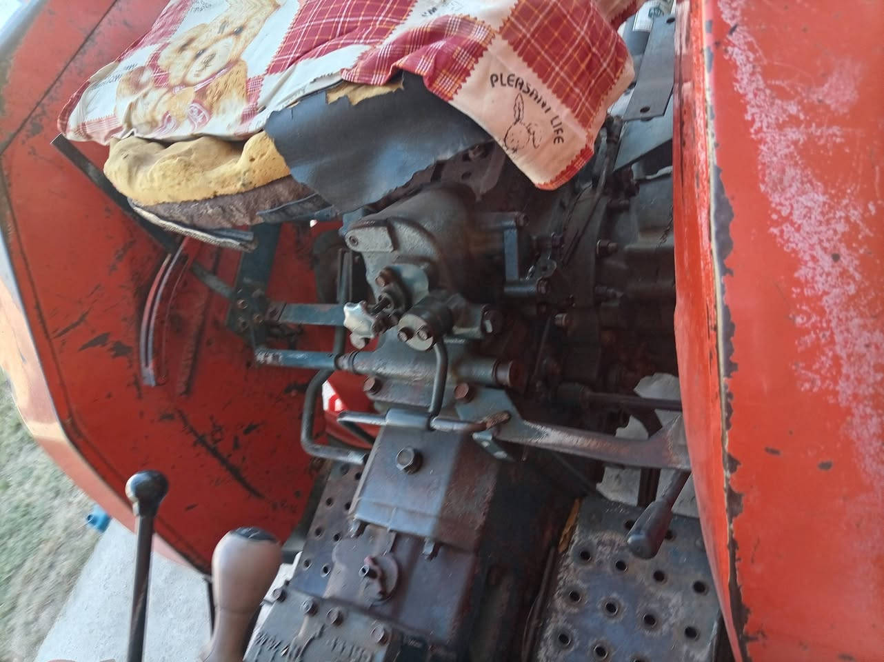 كابوته 90 للبيع
رباشه الأصلية والعربانه نظيفه
والدكتر كلش نظيف 
تخم تايا مجفف جديد عالسحك
والمكينه مناقصها أي برغي 
والعرض 6 ملاين 
*********** أثير
الموقع 
بغداد- التاجي قرب المعسكر التاجي
