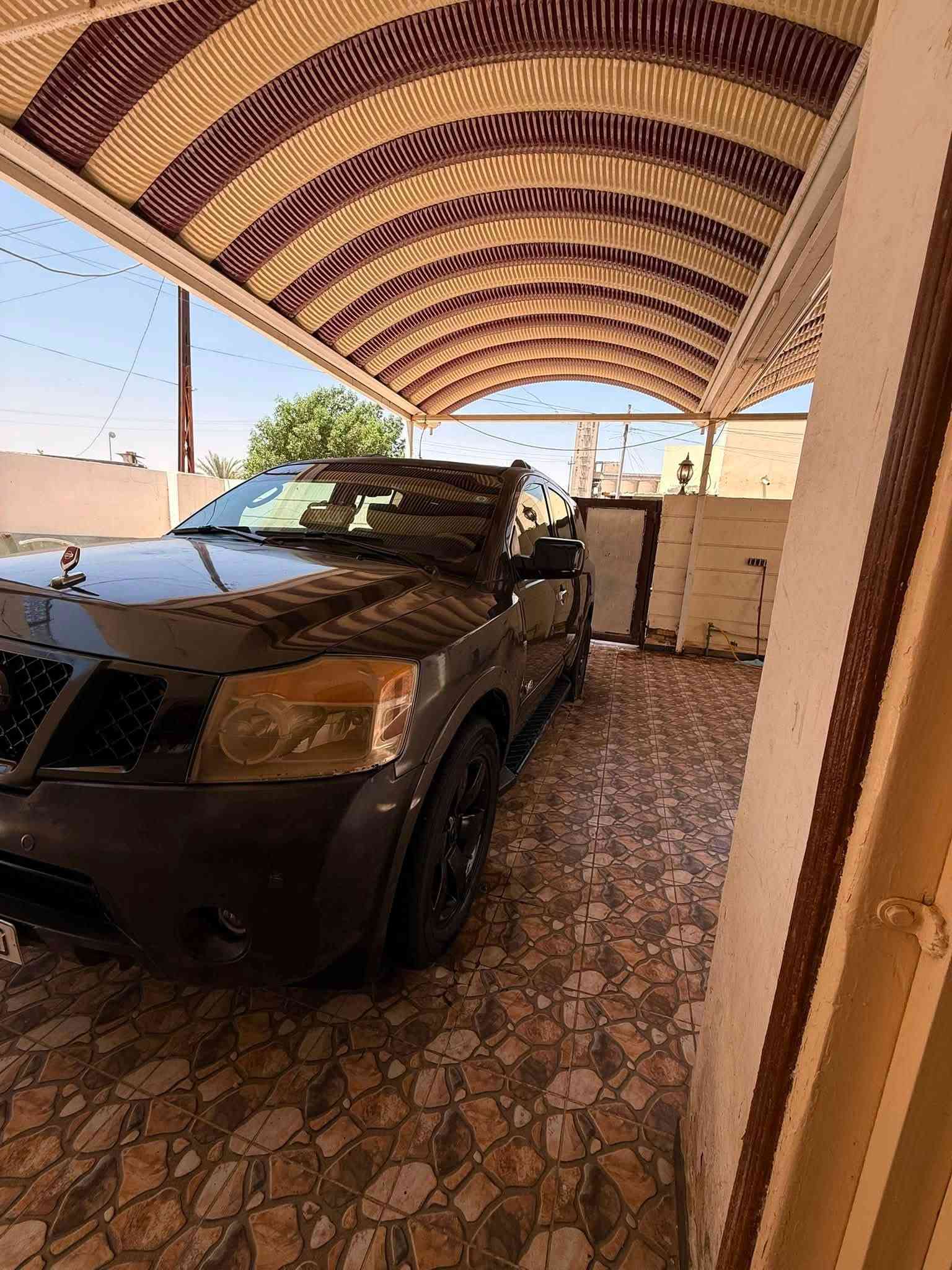 نيسان ارمادا موديل 2008 فول مواصفات LE جنطة شفط مرايات كشنات كهرباء منظومة غاز بيها محرك وكير جديد والكير هستوني شادة  تخم تاير جديد      منضومة زنون بصمة تشغيل عن بعد  رقم بغداد أنكليزي باسمي تحويل ثاني يوم باقي المواصفات معروفة للبيع او المراوس باجيرو 120 ***********
