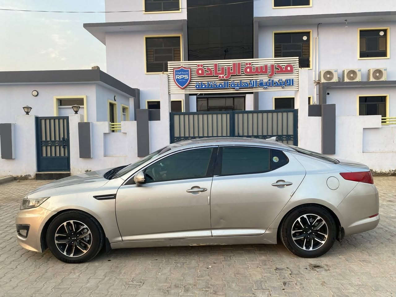 اوبتما12 وارد      93 $
تلاث قطع صبغ بدون دواخل
كير مكينه حداديه تبريد جاهزه
مكانها ديوانية مركز
ه‍ـ  ***********
