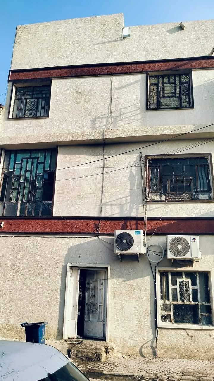 قطاع٢٧ مدينه الصدر • ٣ طوابق • ٥ غرف نوم