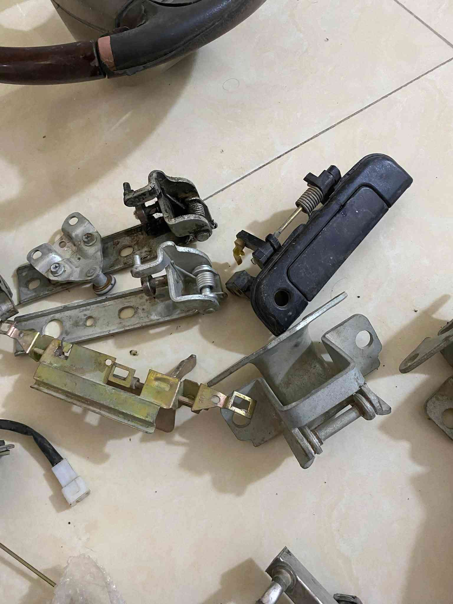 قطع غيار • فتون • تقاطع درويش