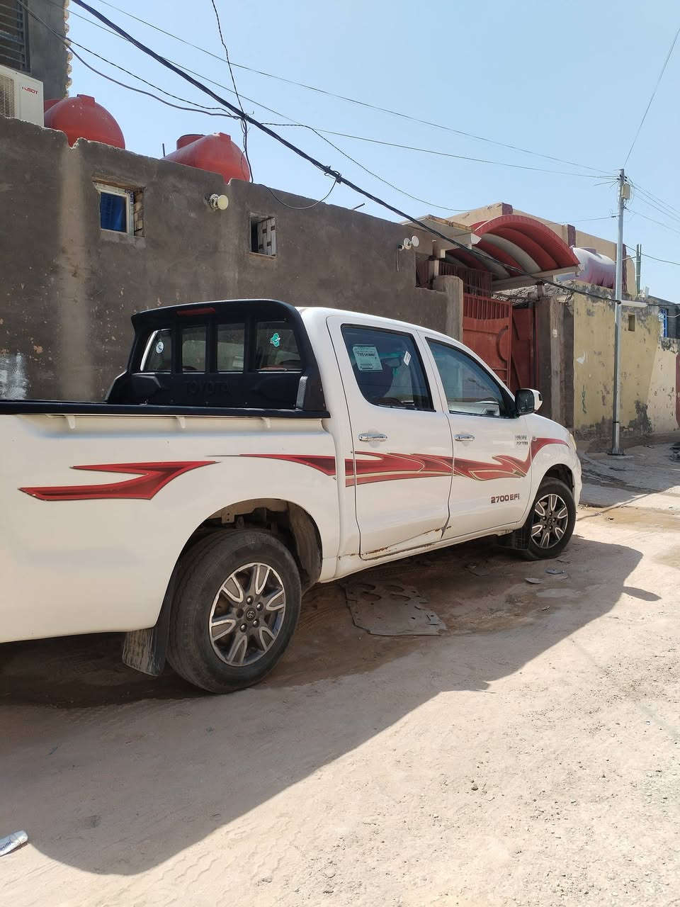 سلام عليكم بيكم مديل ١١ سعودي ام نطق  رقم نجف كير عادي مكفوله قطره صبغ مابيهه ولا تبديل بيهه بارد قليل سعر ١٥٠ بيهه مجال ***********

