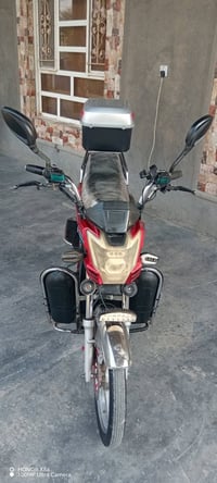 ماطور شحن • بطاريات منفوخة • نظيف