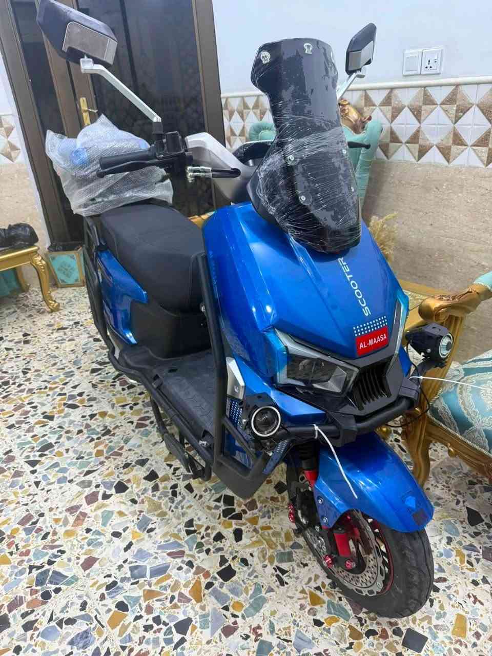 السلام عليكم ماطور شحن للبيع نوع صاعقه نوع ماسه بعده جديد اخو زيرو مستعمل شي قليل كامل مكمل من كلشي موديل ٢٦ فول موصفات تاير حجم ١٢ بطاريات ٦ عدد كبار شرط الفحص وين ماتريد نضام بك رجوع إلى خلف هورن دبل إشاره اشاير كله شغال والماطور بعده جديد شخط مابي سعر ٨٥٠ بي مجال عنوان رمادي تاميم اتصال ***********
