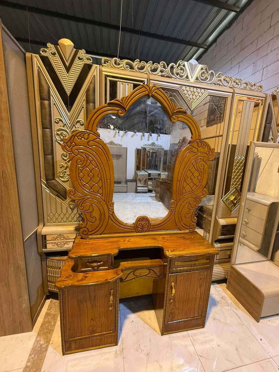 غرفة صاج عراقي مستخدم  سعر 850مع التوصيل وشد داخل بغداد مجاني
