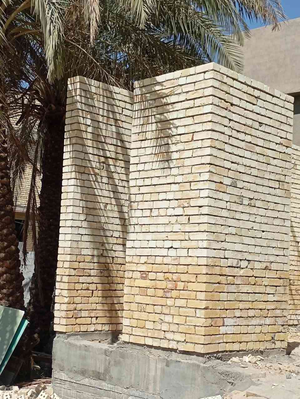 بسم الله الرحمن الرحيم
خلفات بناء درجه اولى طابوك بلوك ثرمستون 
شرط العداله والنضافه باسعار مناسبه 
***********
***********
يوجد واتساب
