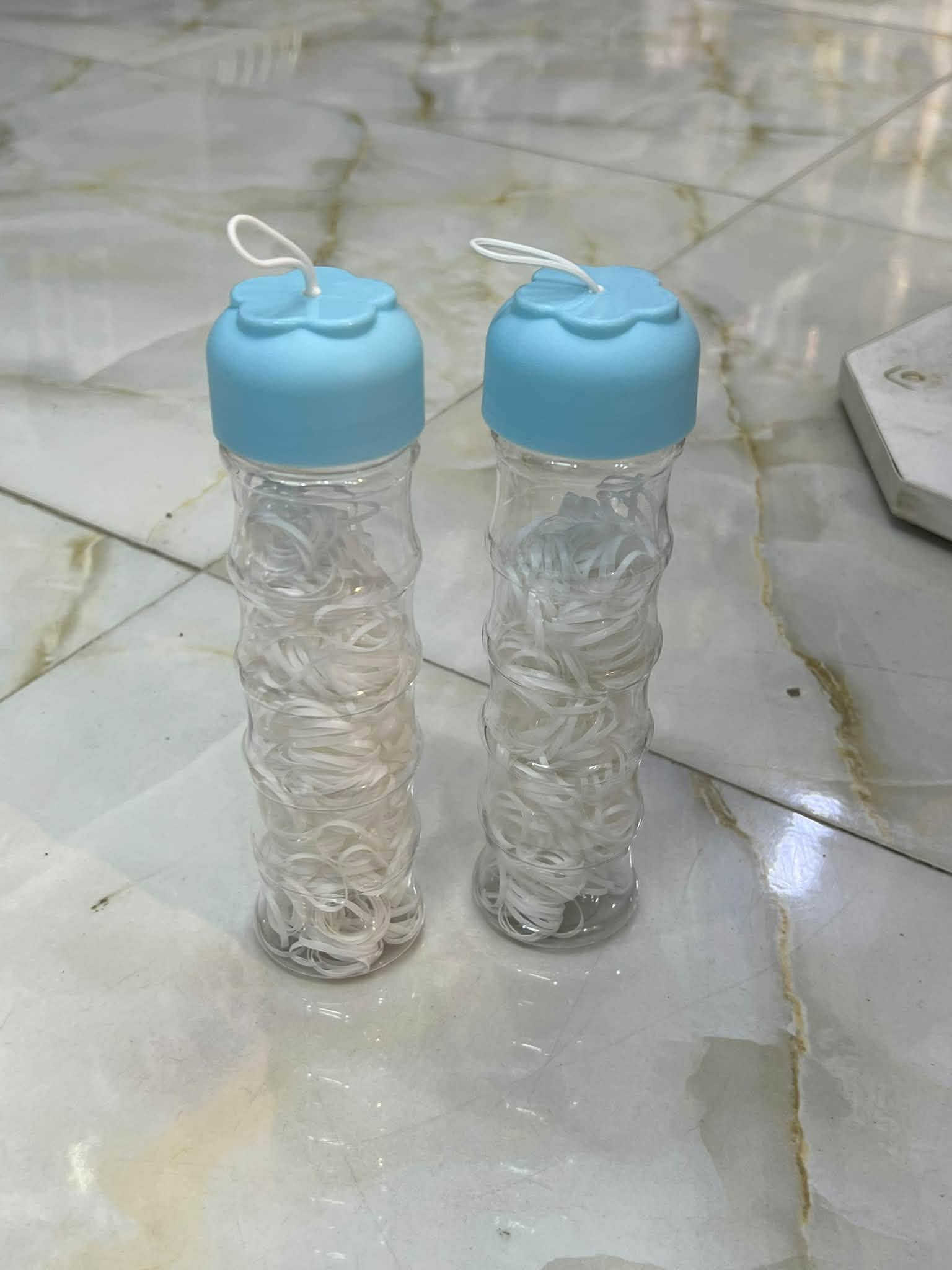 مستحضرات تجميل • لا تفاصيل