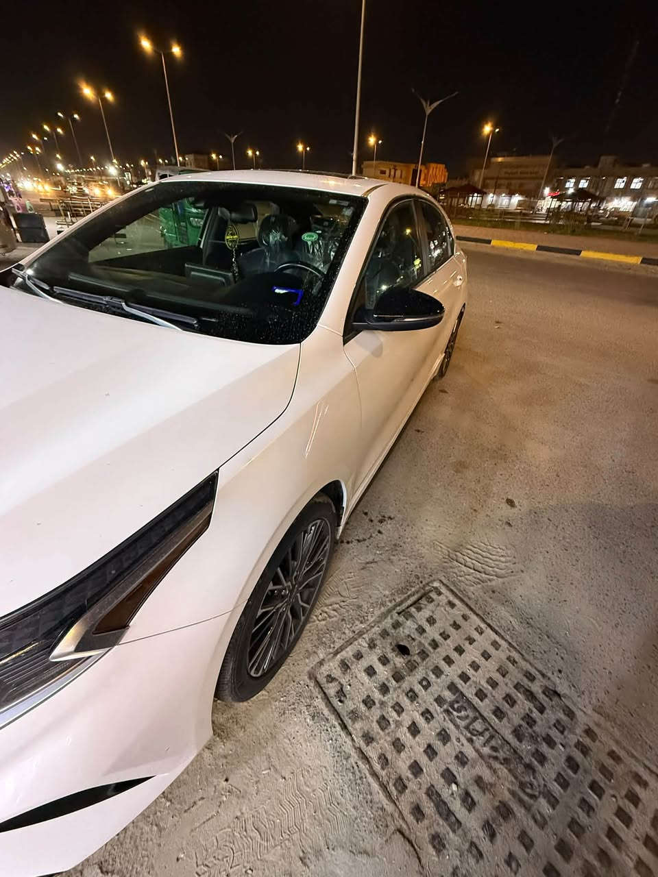 شلونهم الشباب كيا فورتي وراد امريكي موديل 2023 فول مواصفات جي تي لاين محرك 2000 دوش السيارة حرة بسمي بصرة تحويل ثاني يوم كفاله عامه مابيها حادث تقرير غرق تعمل وتسير من امريكا يعني ماطافيه السياره اجت مشتغله والباقي كفاله عامه العنوان البصره حي الشرطه السعر(158) وبيها مجال للاستفسار *********** ملاحظه بيهة حالوب خفيف

نص مكتوب في الصور:
- BIDCARS