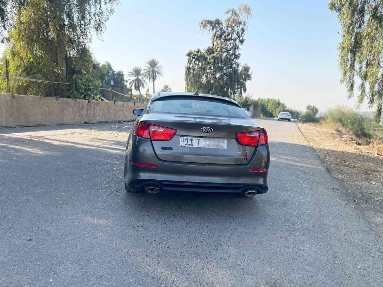 كيا اوبتما 2014 سعرها 85 ورقة
محرك gdi مجفت قبل شهرين شغل درجة اولى

كير جيد جدا 

تدفئة تبريد ممتاز 

ماشية 111 الف ميل 

نظافة التايرات 90%

الحادث موجود بالصور

الصبغ 4 قطع ابيع صبغ حزام 

صدرها نظافته 70%

مكانها ديالى الغالبية 

رقم الهاتف ***********

نص مكتوب في الصور:
- 6 LTE 10:16 2 / 12 1:1 BidCars bid.cars
- 6 LTE 10:16 1 / 12 BidCars bid.cars
