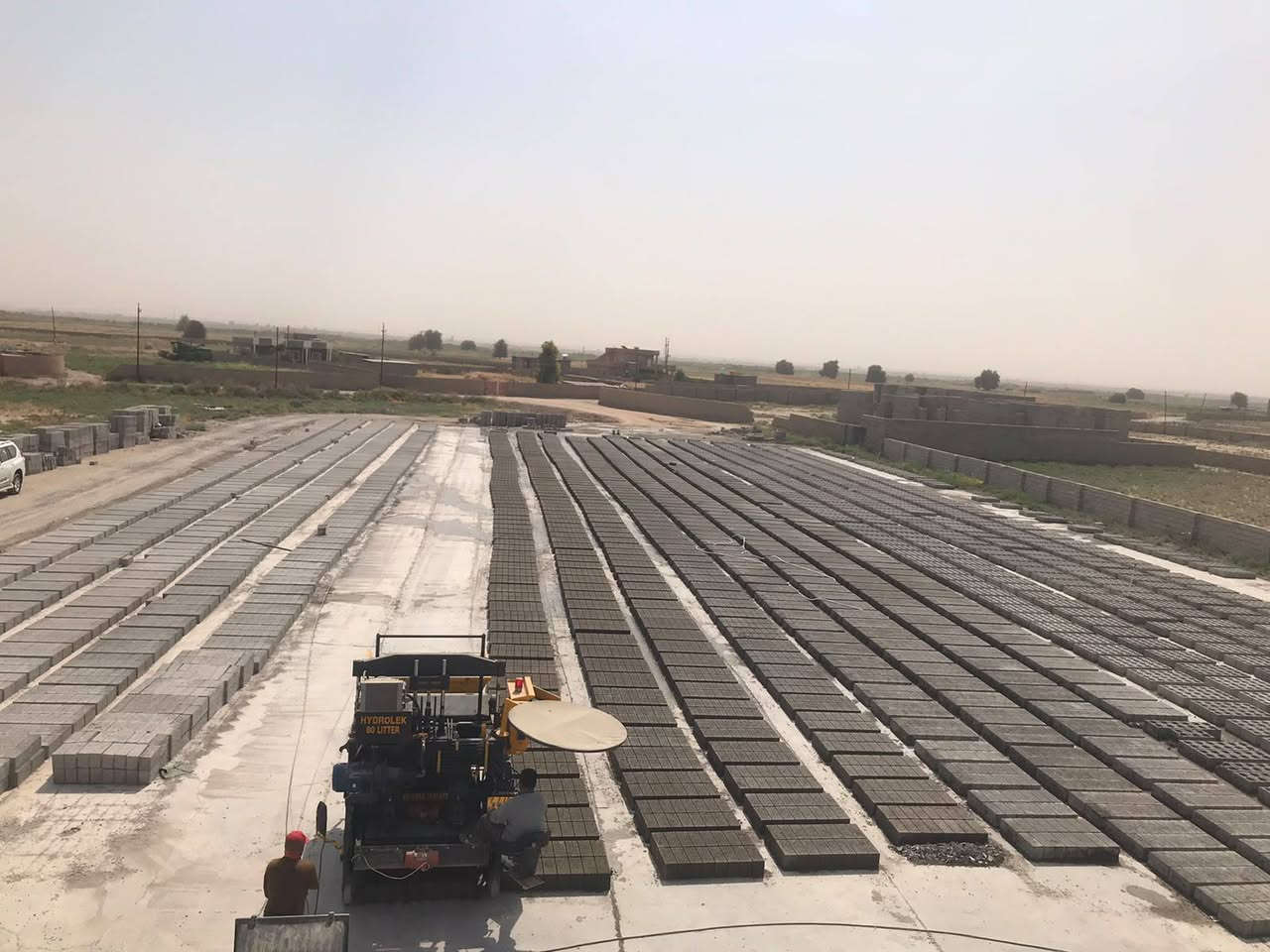 🏗️ معمل بلوك العماد
📍 الموقع: الشرقاط -- الحورية 
📌 مجاور ثانوية أحمد بن حنبل للبنين
نوفر لكم البلوك بمواصفات جيدة وجودة عالية، مع الحرص على استخدام مواد نهريّة لضمان المتانة والجودة في البناء.
✅ جودة في التصنيع
✅ مواد نهريّة
✅ أسعار مناسبة سعر الالف (400) الف مطروح
✅ تجهيز للمشاريع والمنازل
📞 للاستفسار والطلب، تواصلوا معنا.***********
معمل بلوك العماد – جودة تبني بها بثقة
